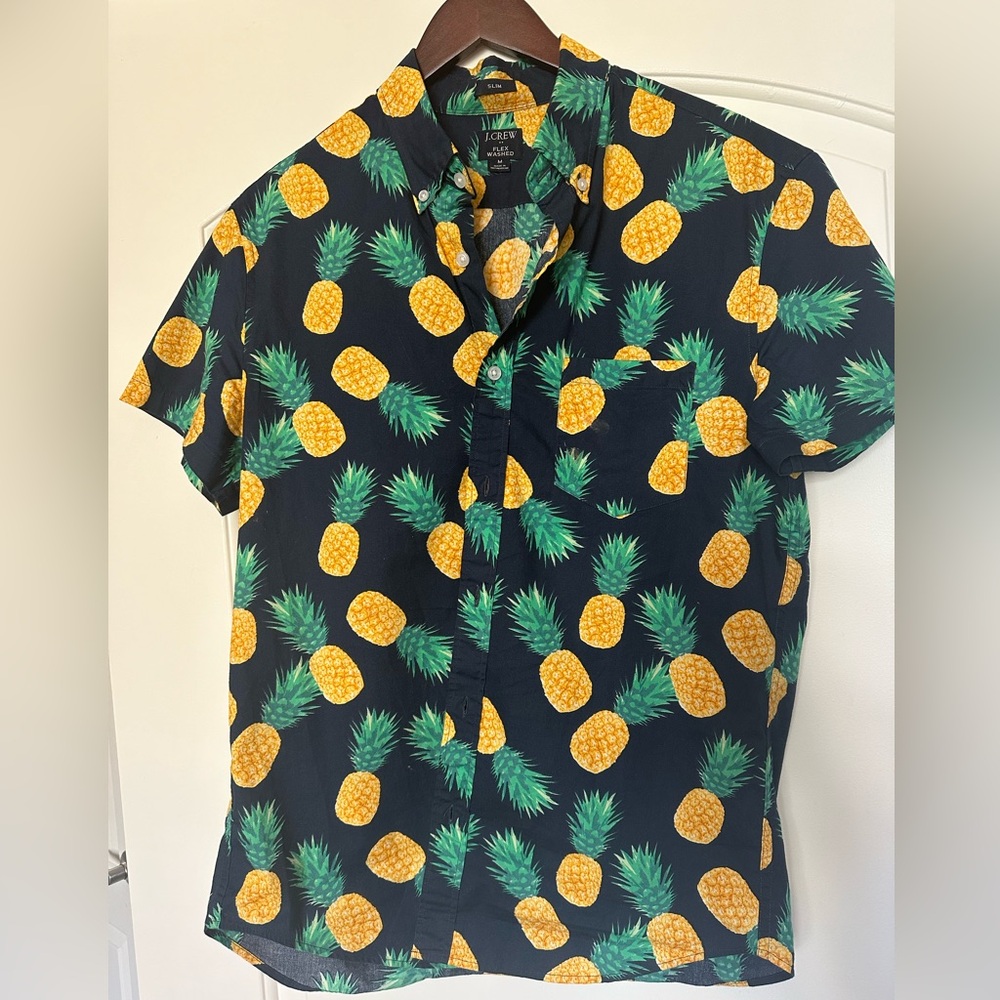 J. Crew Men’s Slim Fit Shirt - medium